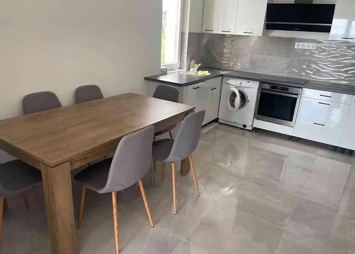 Twin Garden Villa Zánka