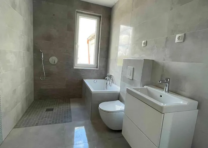 Twin Garden Вилла