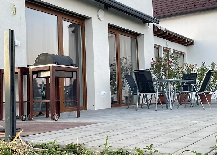 Вилла Twin Garden *