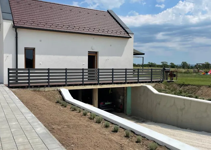 Twin Garden Villa Zánka